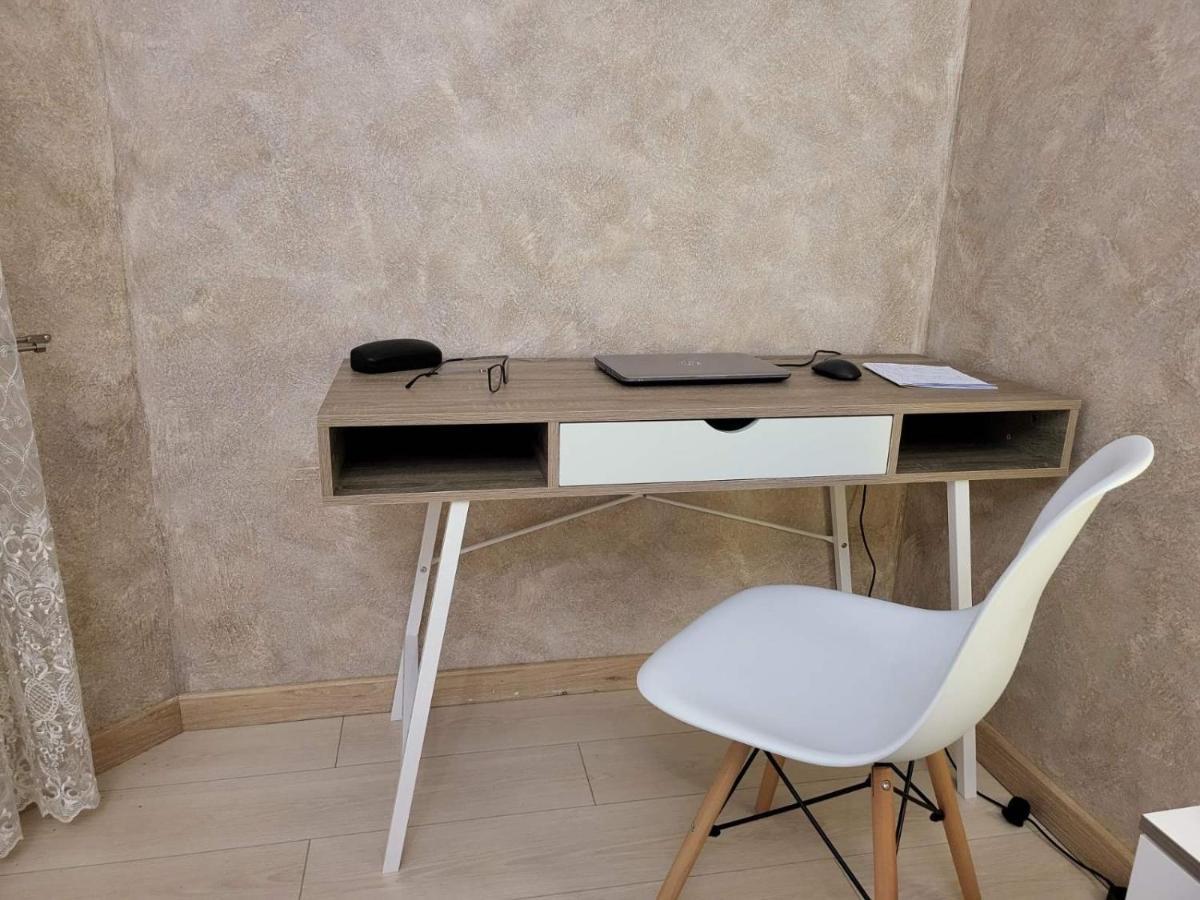 City Centre Apartment Kolomiya Ngoại thất bức ảnh